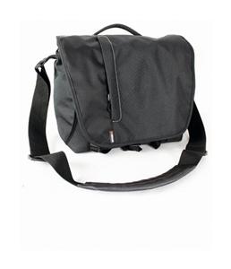 Obrázek BRAUN taška KENORA 330 (31x14x24,5 cm, černá)