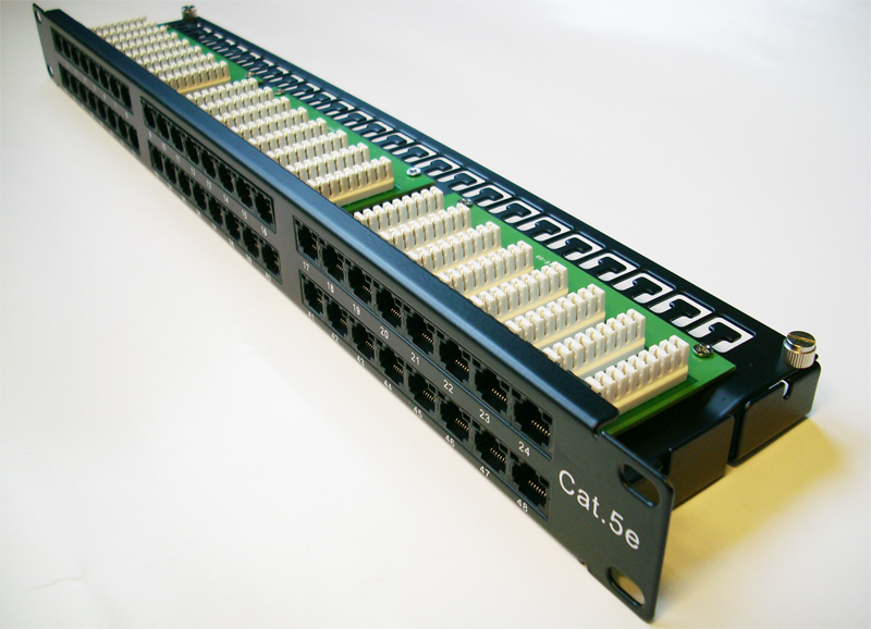 Obrázek DATACOM Patch panel 48p. Cat5e 1U BK 8x6p. Modul, UTP, 19"