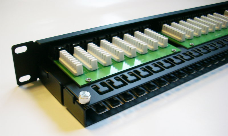 Obrázek DATACOM Patch panel 48p. Cat5e 1U BK 8x6p. Modul, UTP, 19"