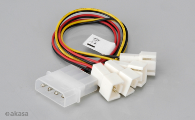 Akasa - 4-pin CPU Molex na 4 x 3-pin fan