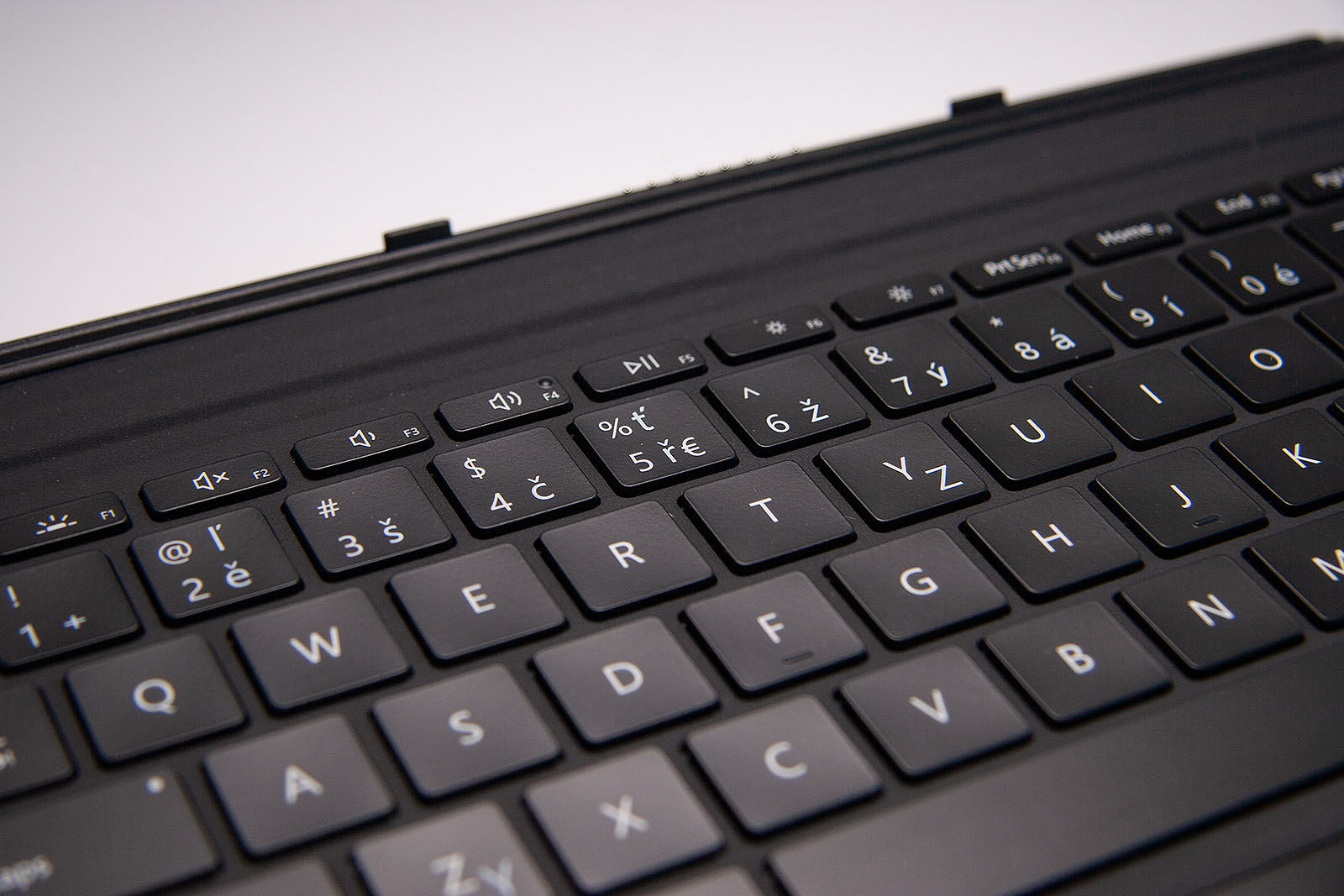 Obrázek Microsoft Surface Go Type Cover (Black), CZ&SK