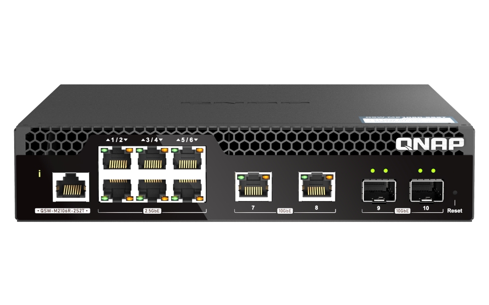 Obrázek QNAP řízený PoE++ switch QSW-M2106PR-2S2T (6x 2,5GbE RJ45, 2x 10GbE RJ45, 2x 10GbE SFP+, malá šířka)