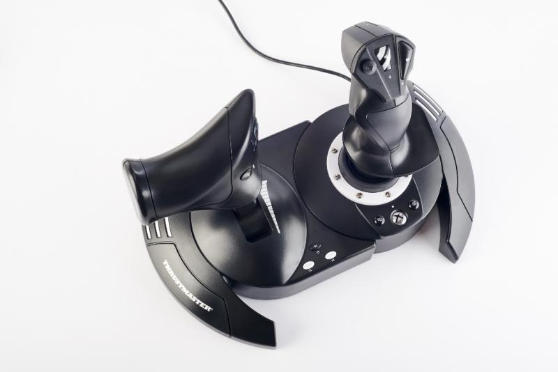 Obrázek Thrustmaster Joystick T-FLIGHT HOTAS ONE pro Xbox One, Xbox One X a PC